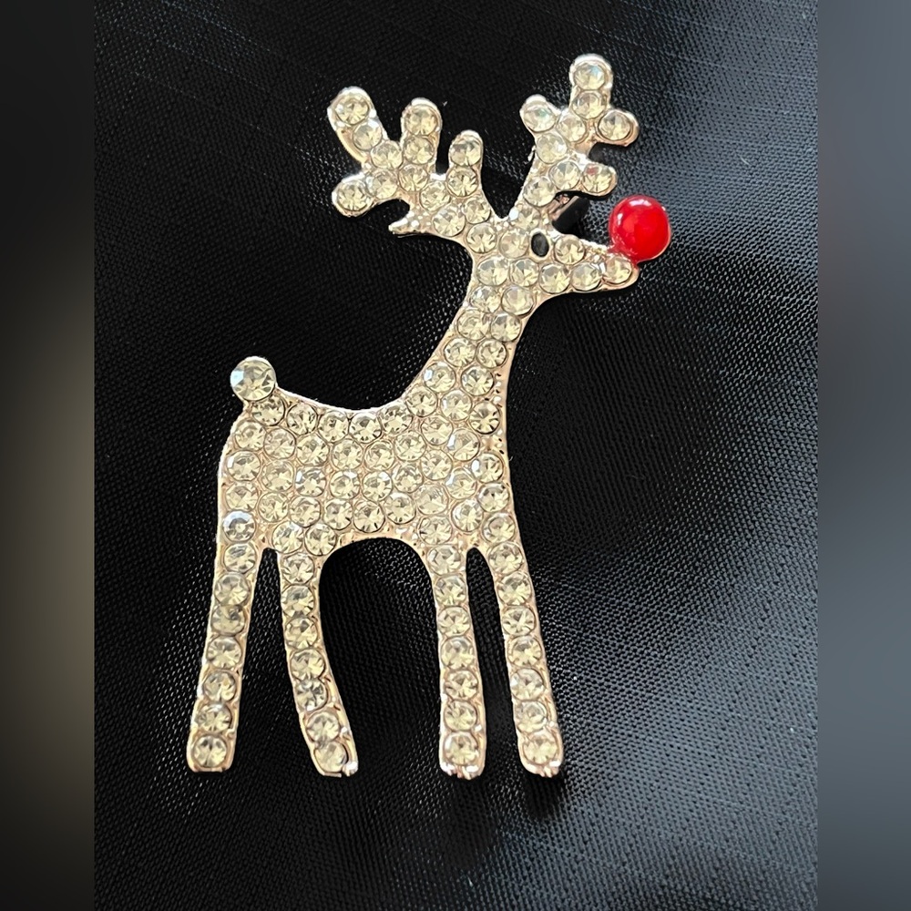 Red nosed Reindeer Christmas Brooch - Brooches are Back 2024/2025